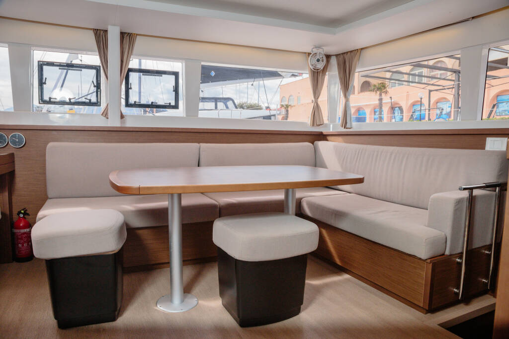 Lagoon 450 Fly Didyme - Standard line