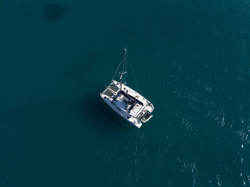 Lagoon 450 Fly Butterfly