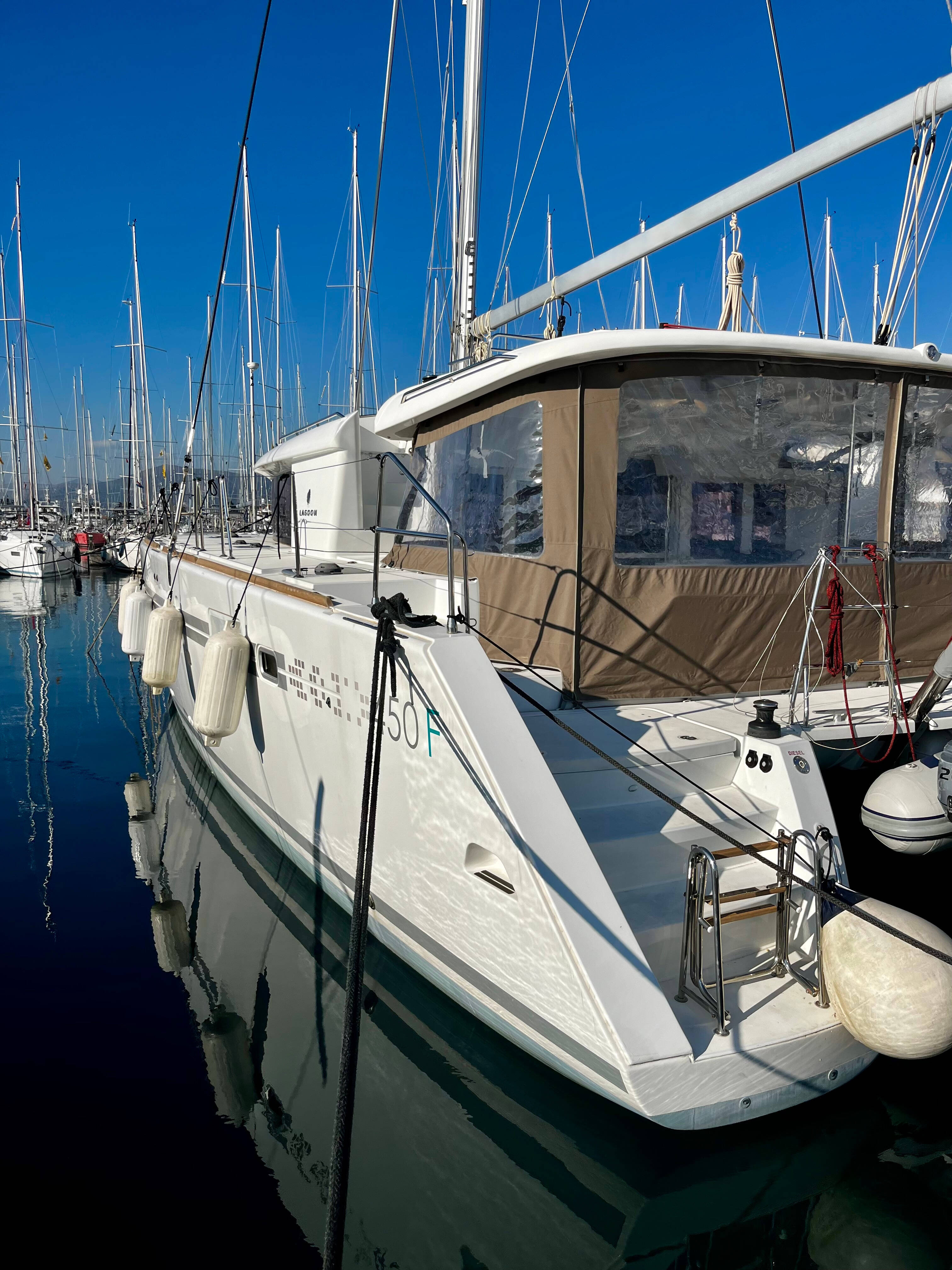 Lagoon 450 Fly Kat el Mar