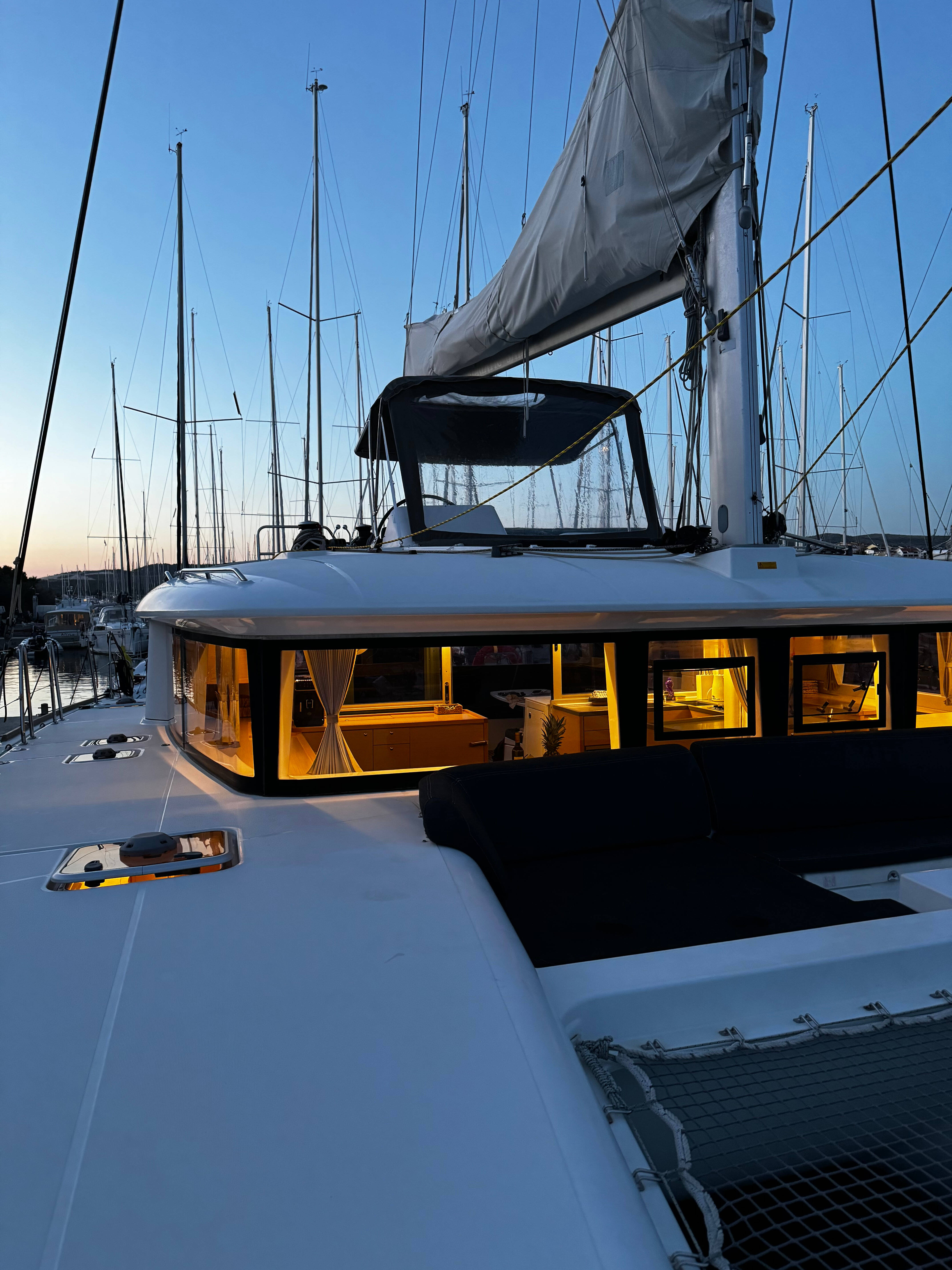 Lagoon 450 Fly Kat el Mar