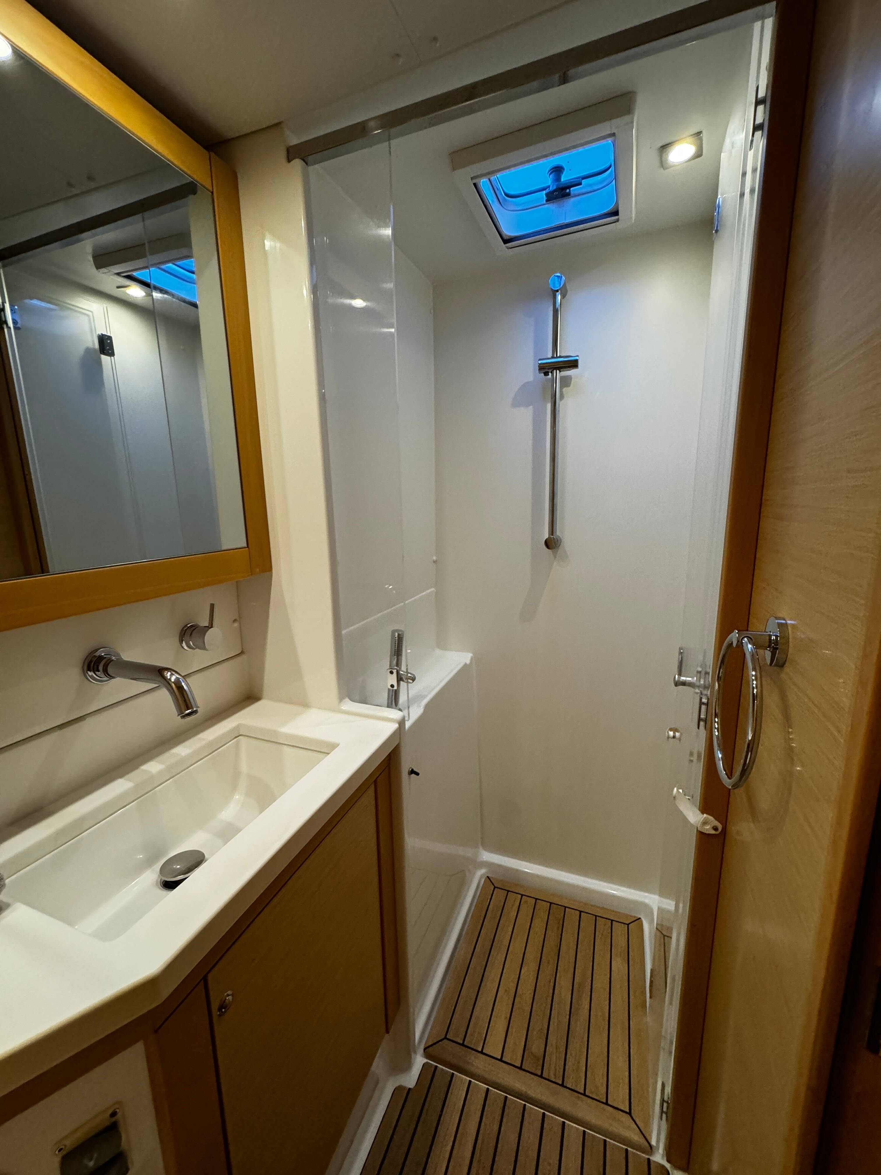 Lagoon 450 Fly Kat el Mar
