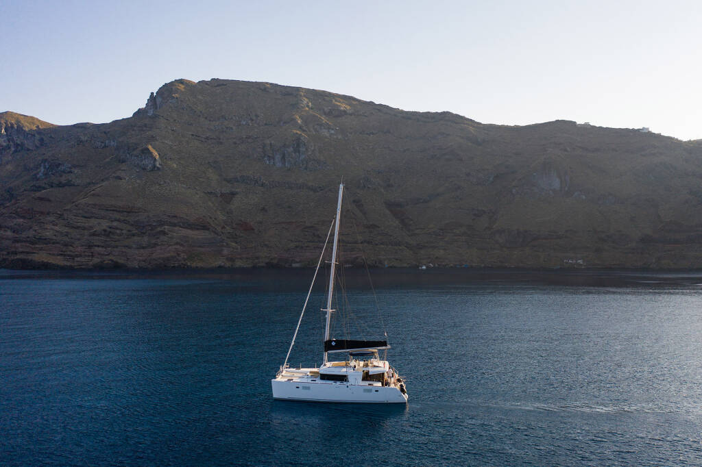 Lagoon 450 Fly MADICON (generator, air-condition, watermaker, dishwasher, washing machine, 2 SUP free of charge) *Skippered only*