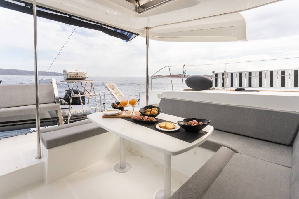 Lagoon 450 Fly MADICON