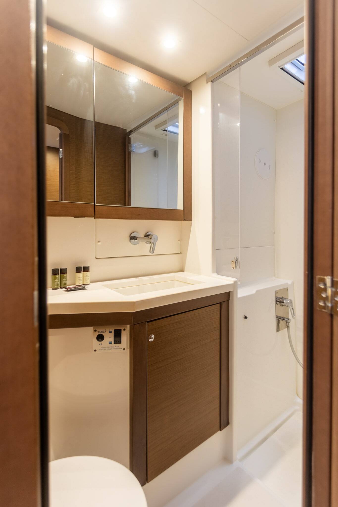 Lagoon 450 Fly MADICON