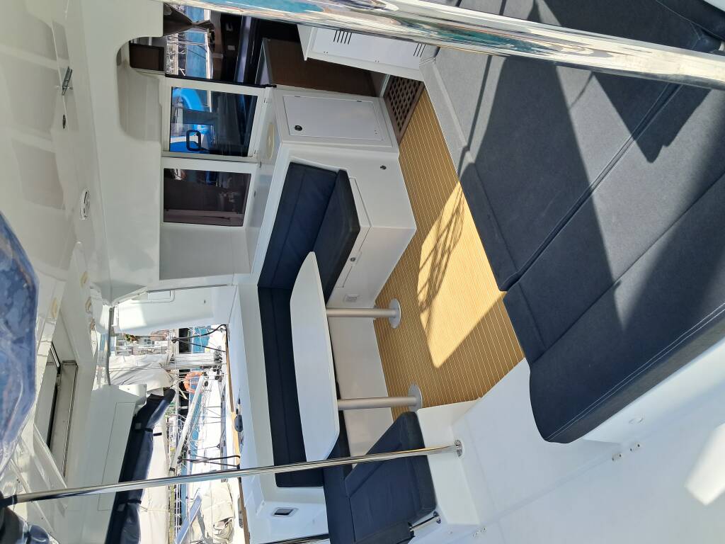 Lagoon 450  Flybridge Harael