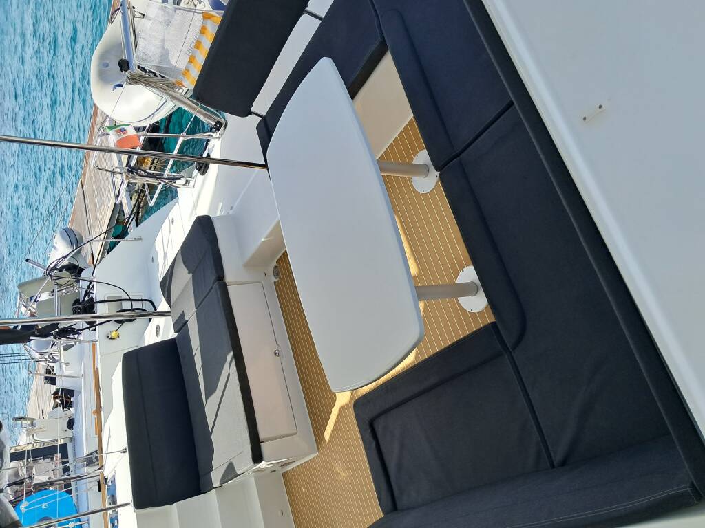 Lagoon 450  Flybridge Harael