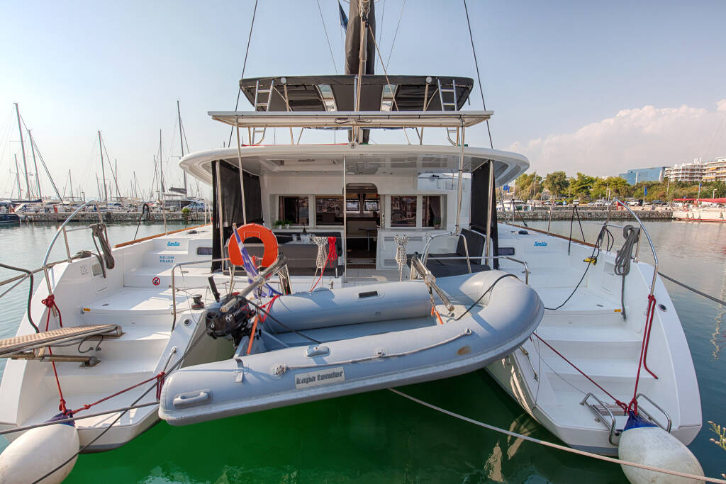 Lagoon 450  Flybridge Smile