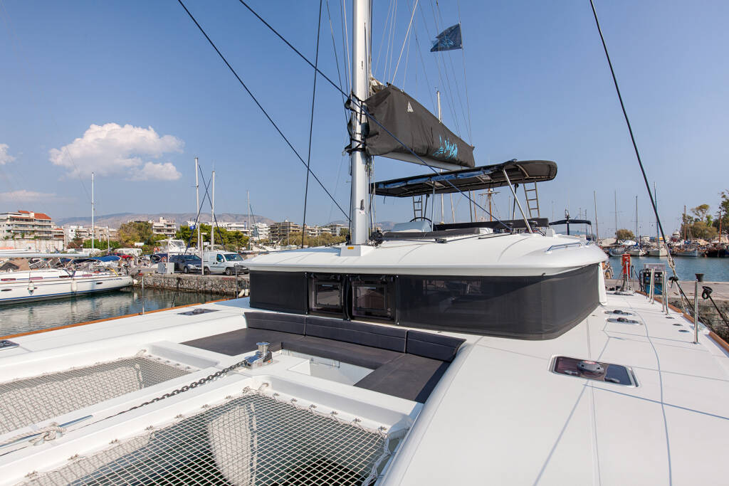 Lagoon 450  Flybridge Smile