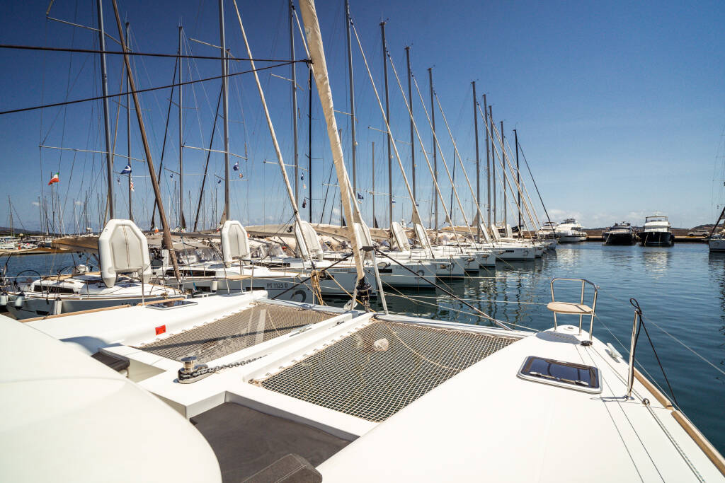 Lagoon 450 Flybridge WindFinder
