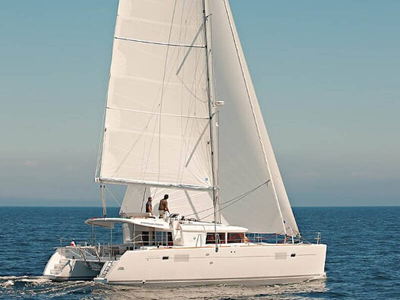 Lagoon 450  Flybridge • Zia Nella
