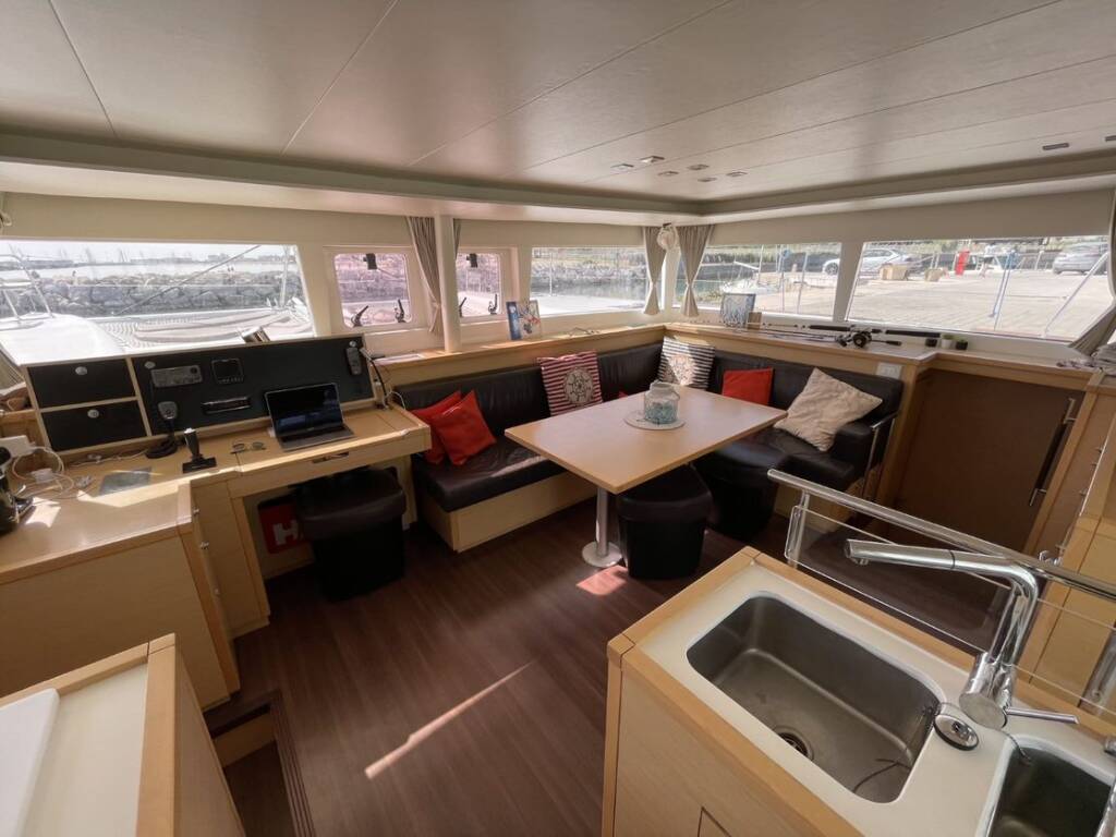 Lagoon 450  Flybridge Zia Nella