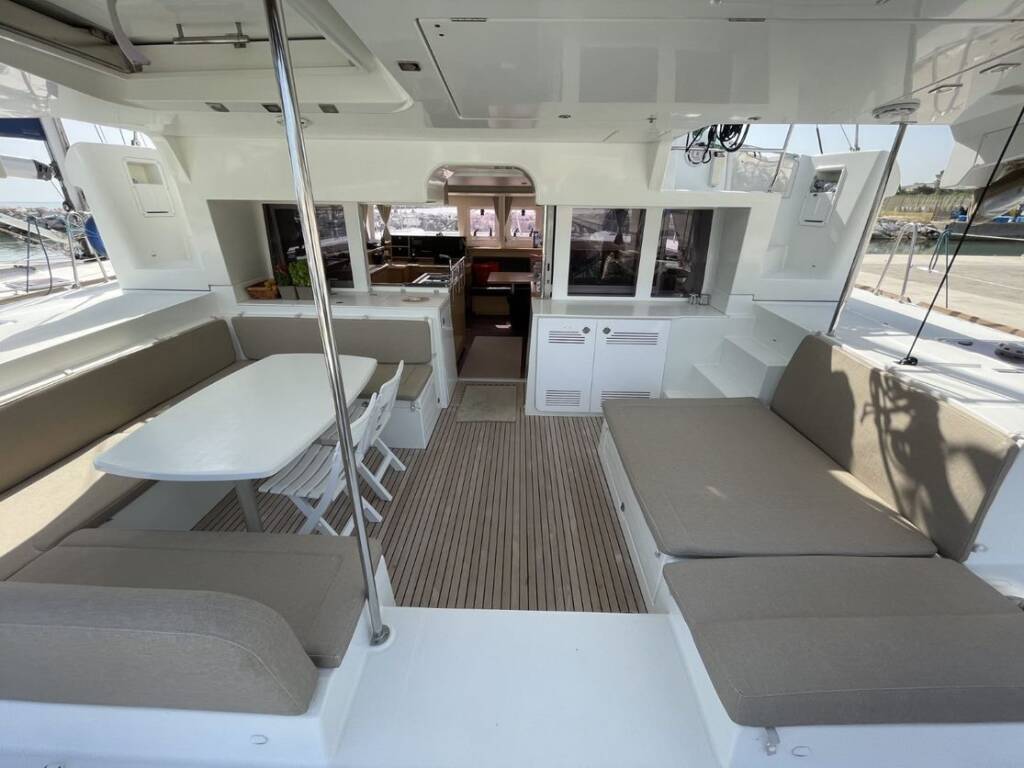 Lagoon 450  Flybridge Zia Nella