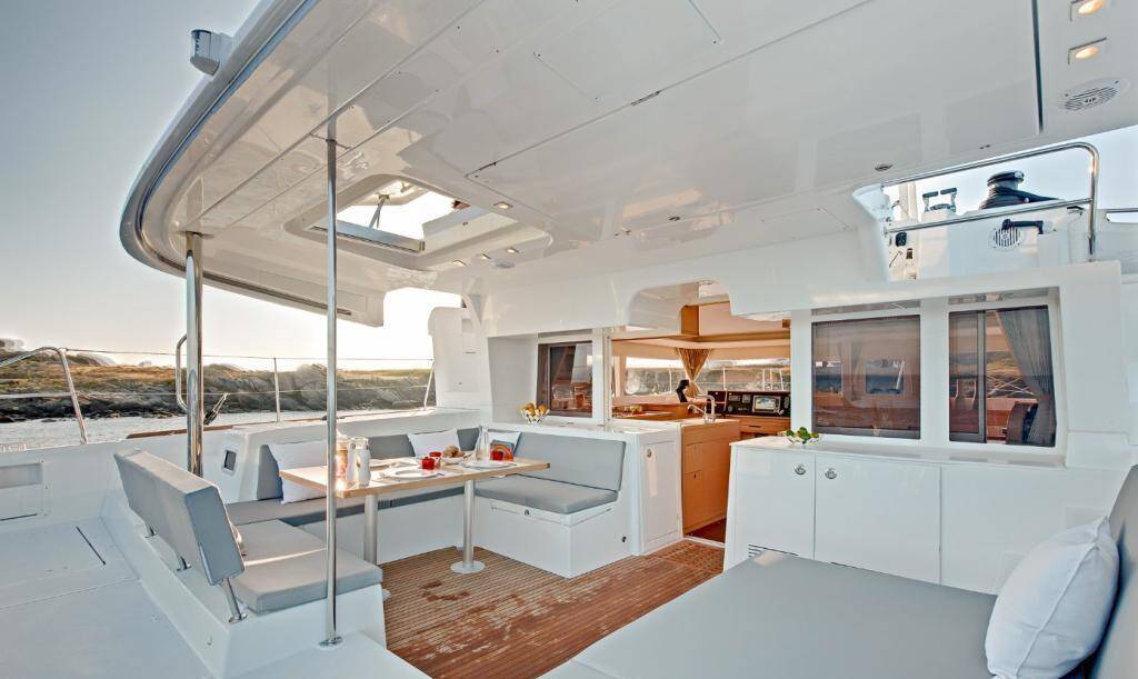 Lagoon 450  Flybridge Lu Lu