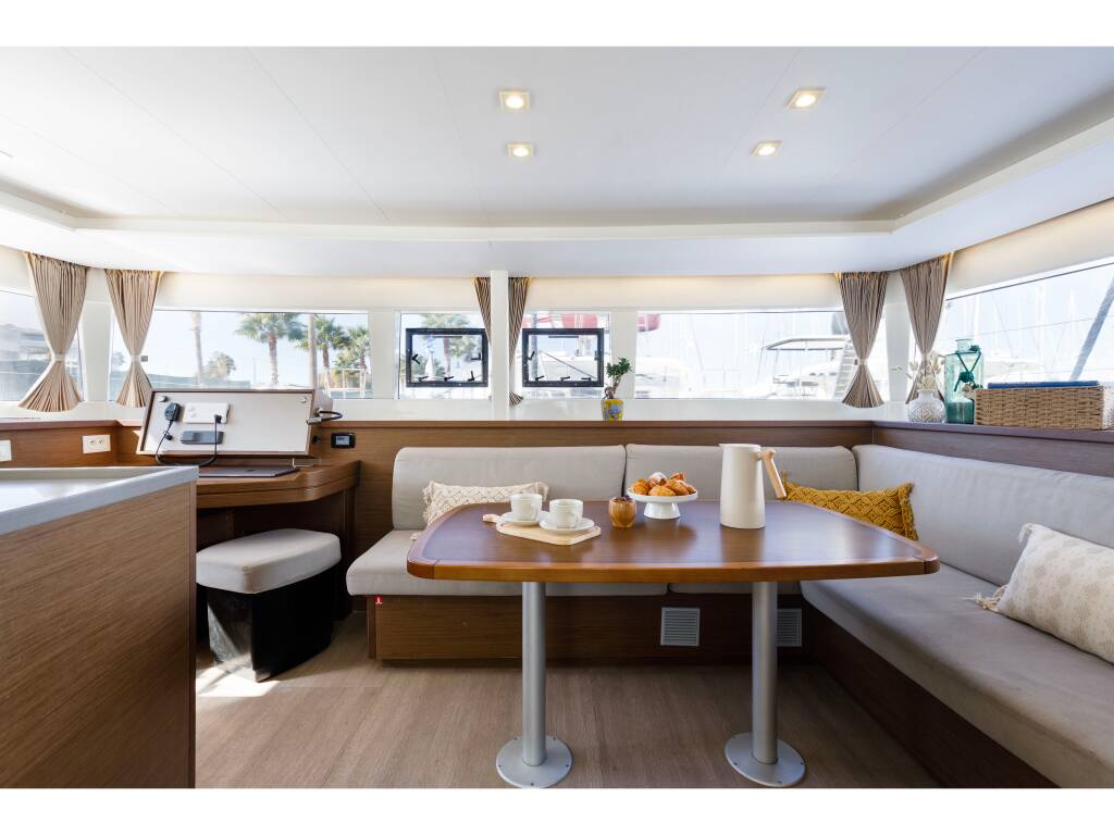 Lagoon 450 Flybridge Greis