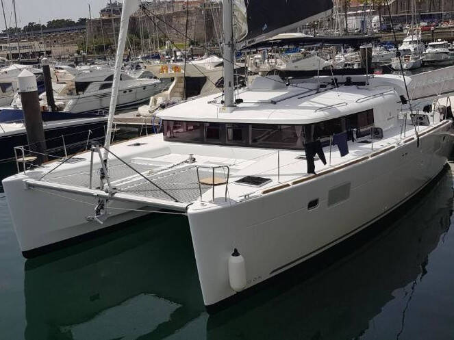 Lagoon 450  Flybridge SILICIA 