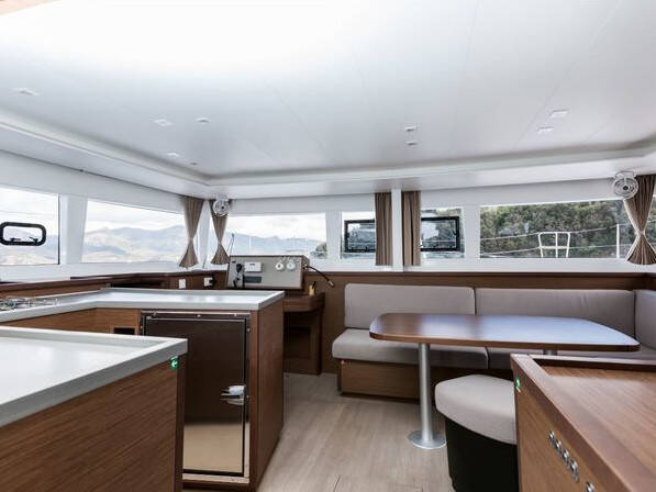 Lagoon 450  Flybridge SILICIA 