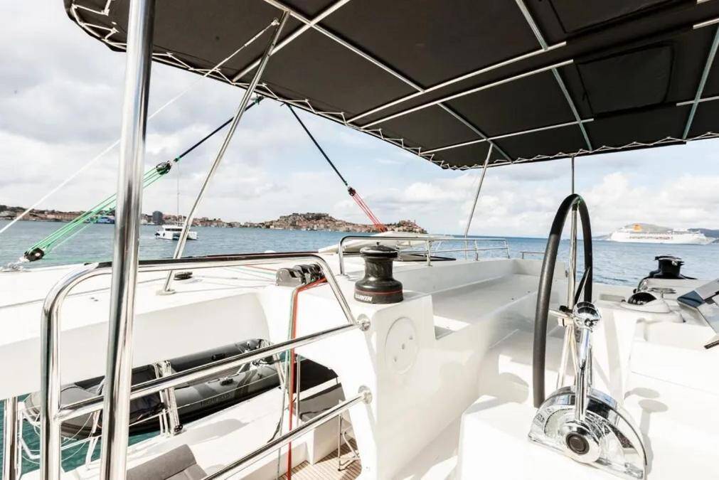 Lagoon 450  Flybridge SILICIA 