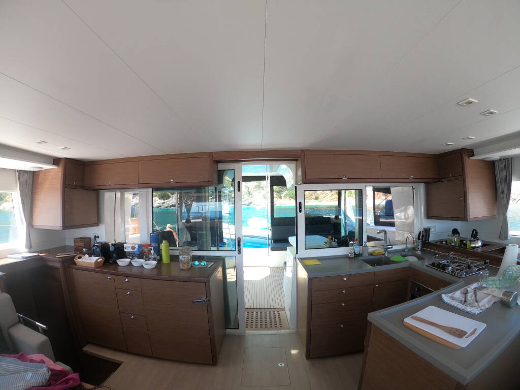 Lagoon 450  Flybridge EVI