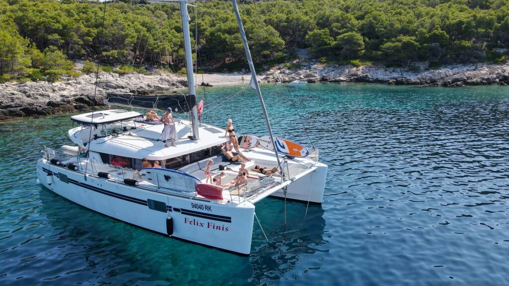 Lagoon 450 Sport Felix Finis