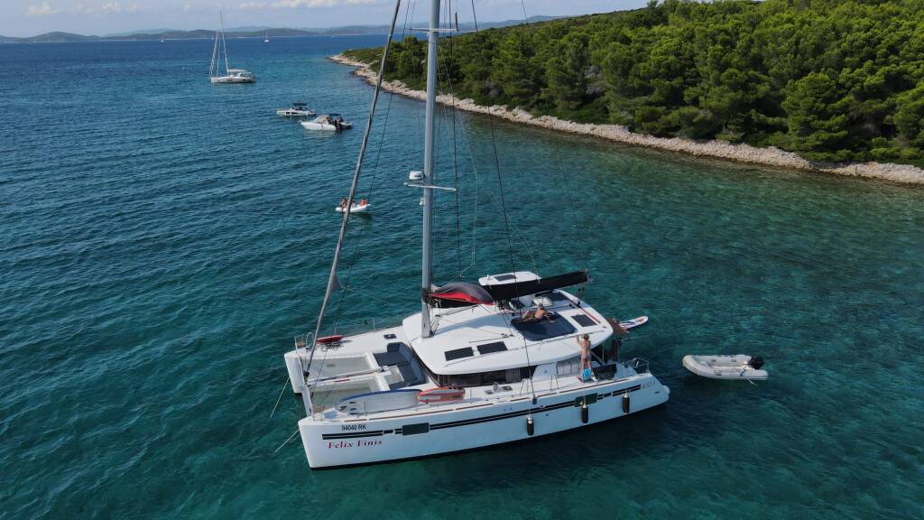 Lagoon 450 Sport Felix Finis
