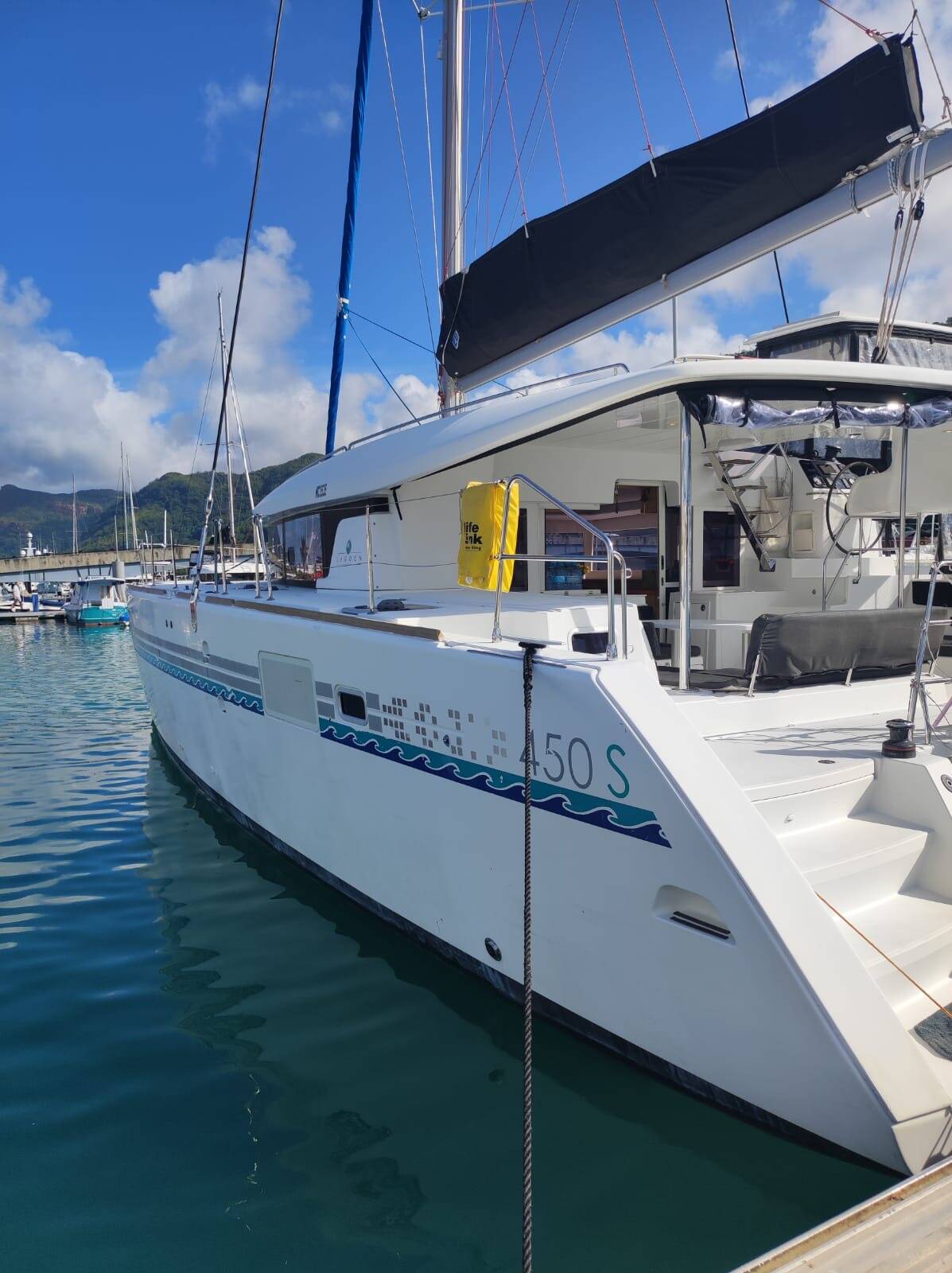 Lagoon 450 SporTop Maui