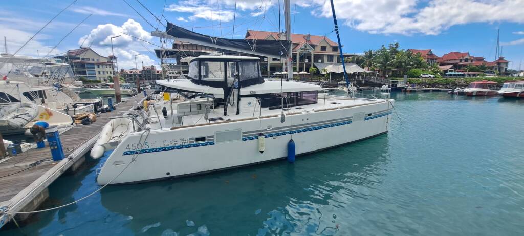 Lagoon 450 SporTop Maui