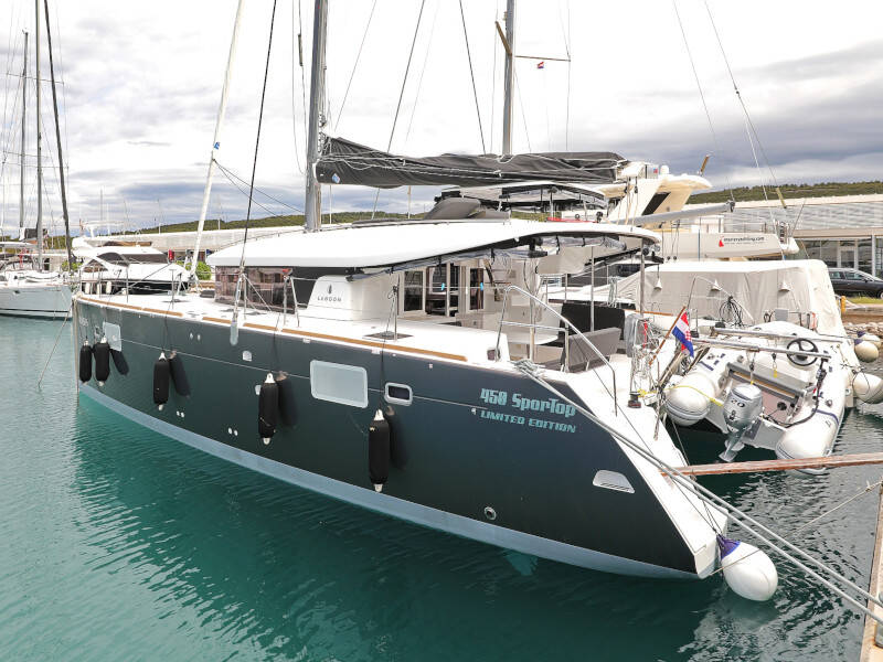 Lagoon 450 SporTop OASIS