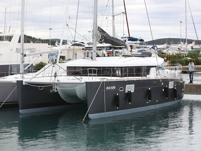 Lagoon 450 SporTop OASIS