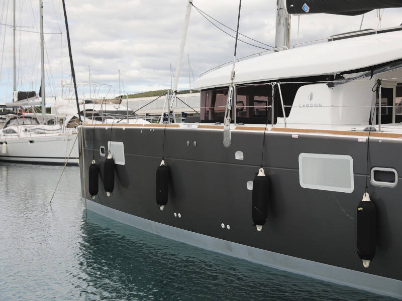 Lagoon 450 SporTop OASIS