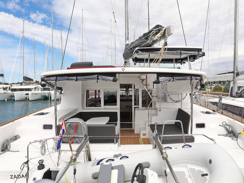 Lagoon 450 SporTop OASIS