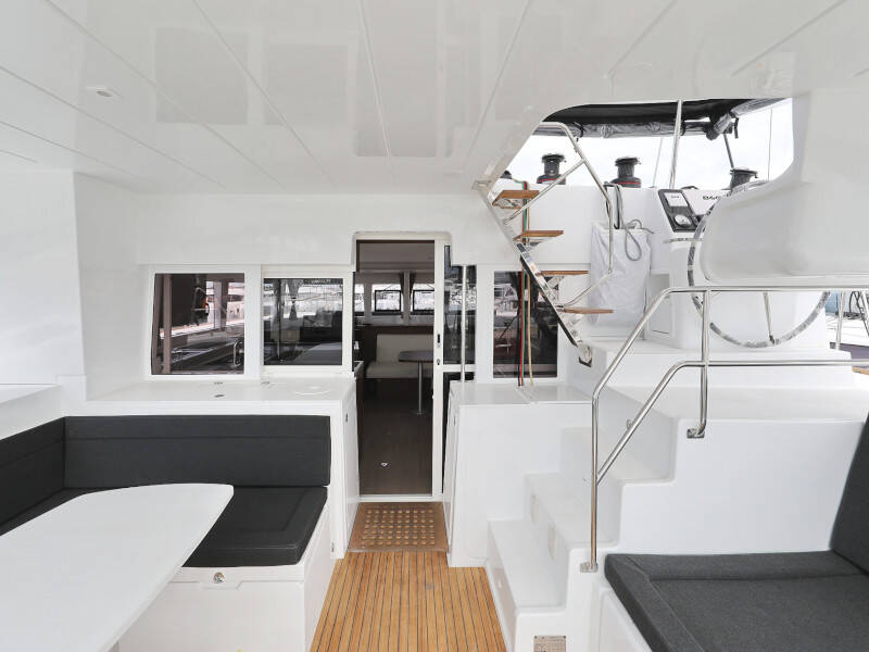 Lagoon 450 SporTop OASIS