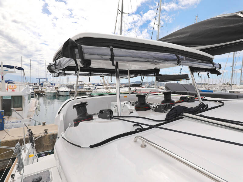 Lagoon 450 SporTop OASIS