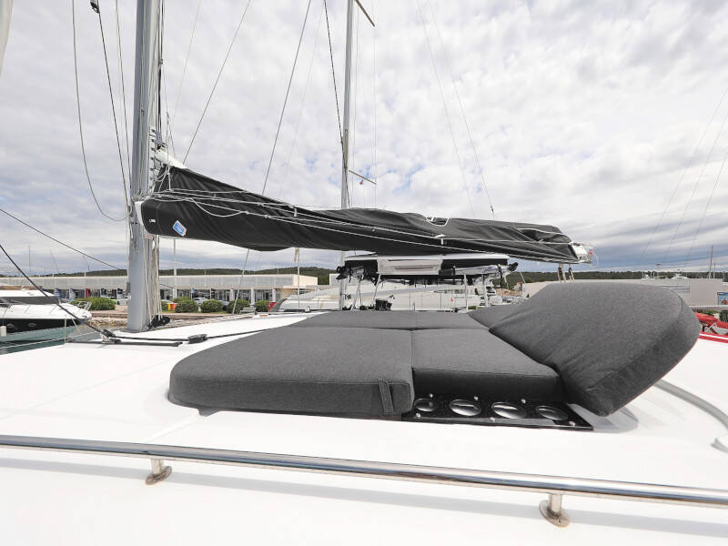 Lagoon 450 SporTop OASIS