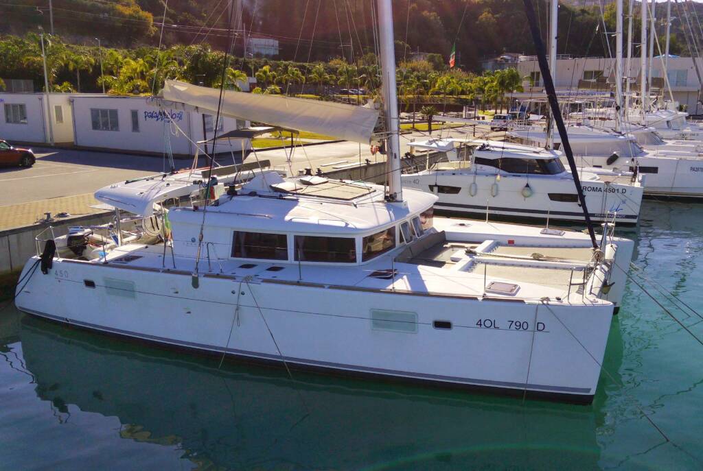 Lagoon 450 Opera Prima