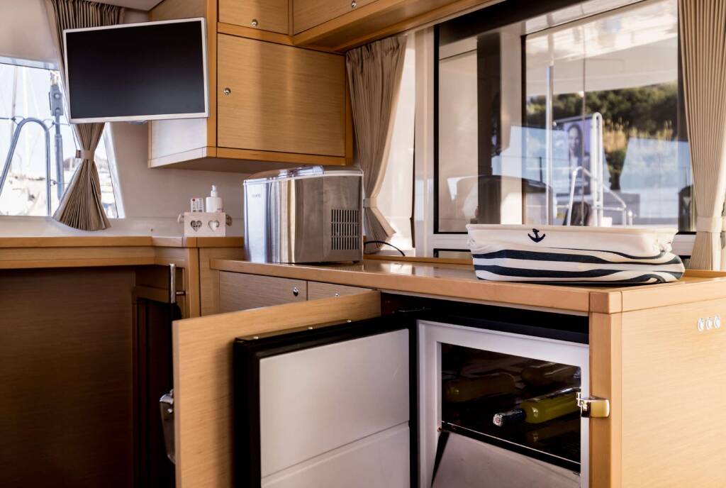 Lagoon 450 Opera Prima