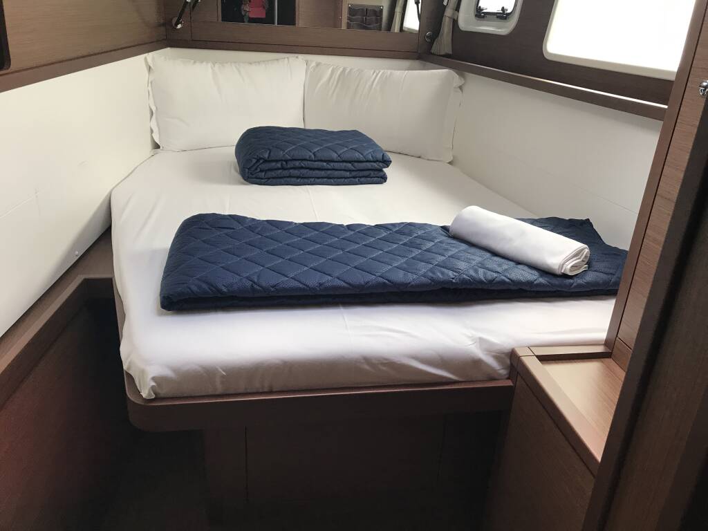 Lagoon 450F Rigel Kentaurus (A/C, WM, Generator, Inverter)