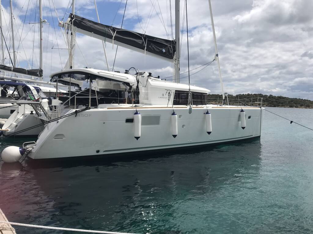 Lagoon 450F Rigel Kentaurus