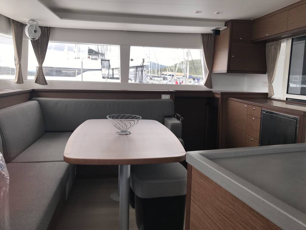 Lagoon 450F Rigel Kentaurus