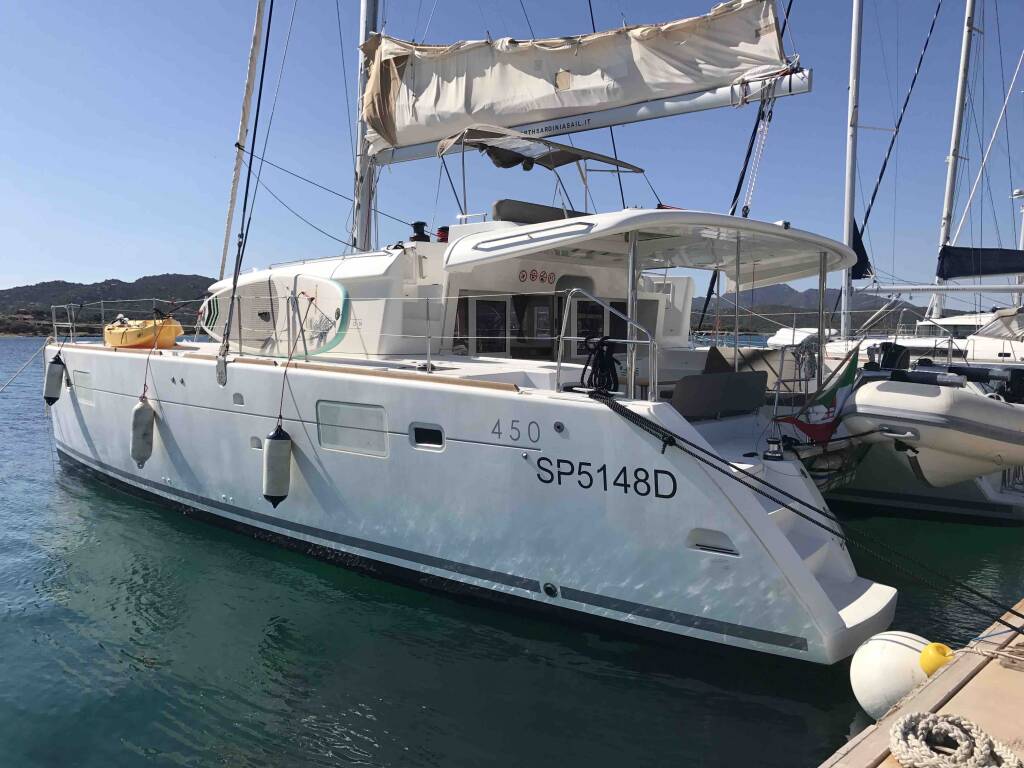 Lagoon 450F Dugongo (Solar Panels, WM)