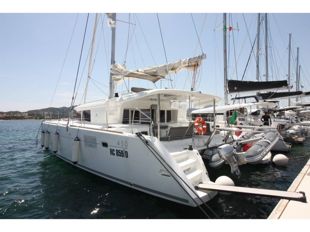 Lagoon 450F Dugongo (Solar Panels, WM)