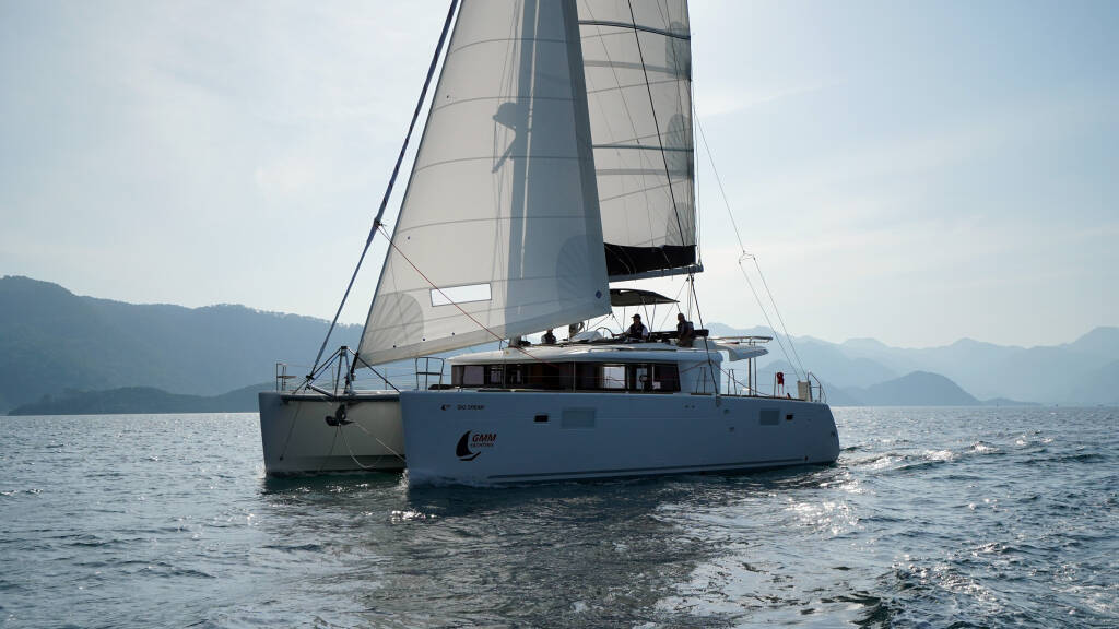 Lagoon 450F Big Dream