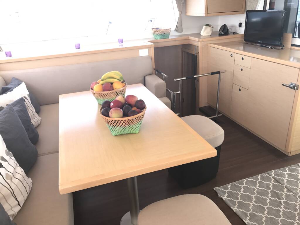 Lagoon 450F  Allegra