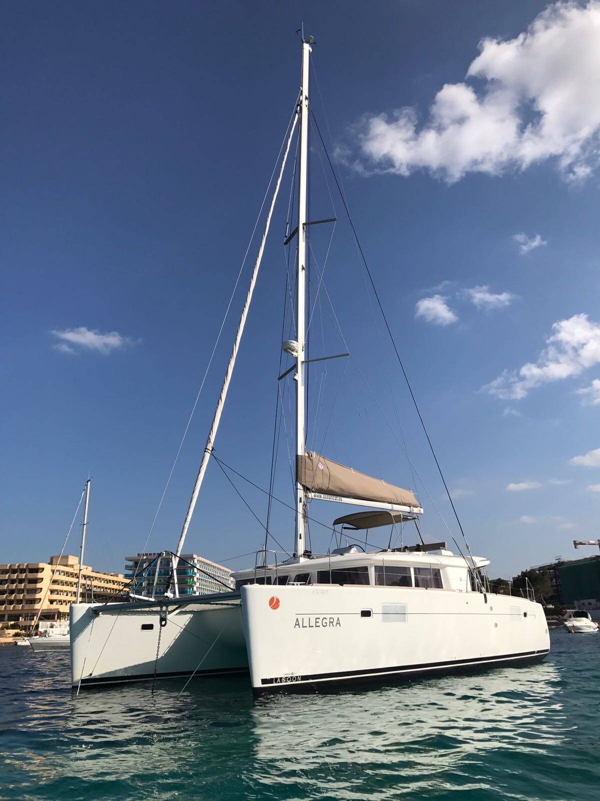 Lagoon 450F  Allegra