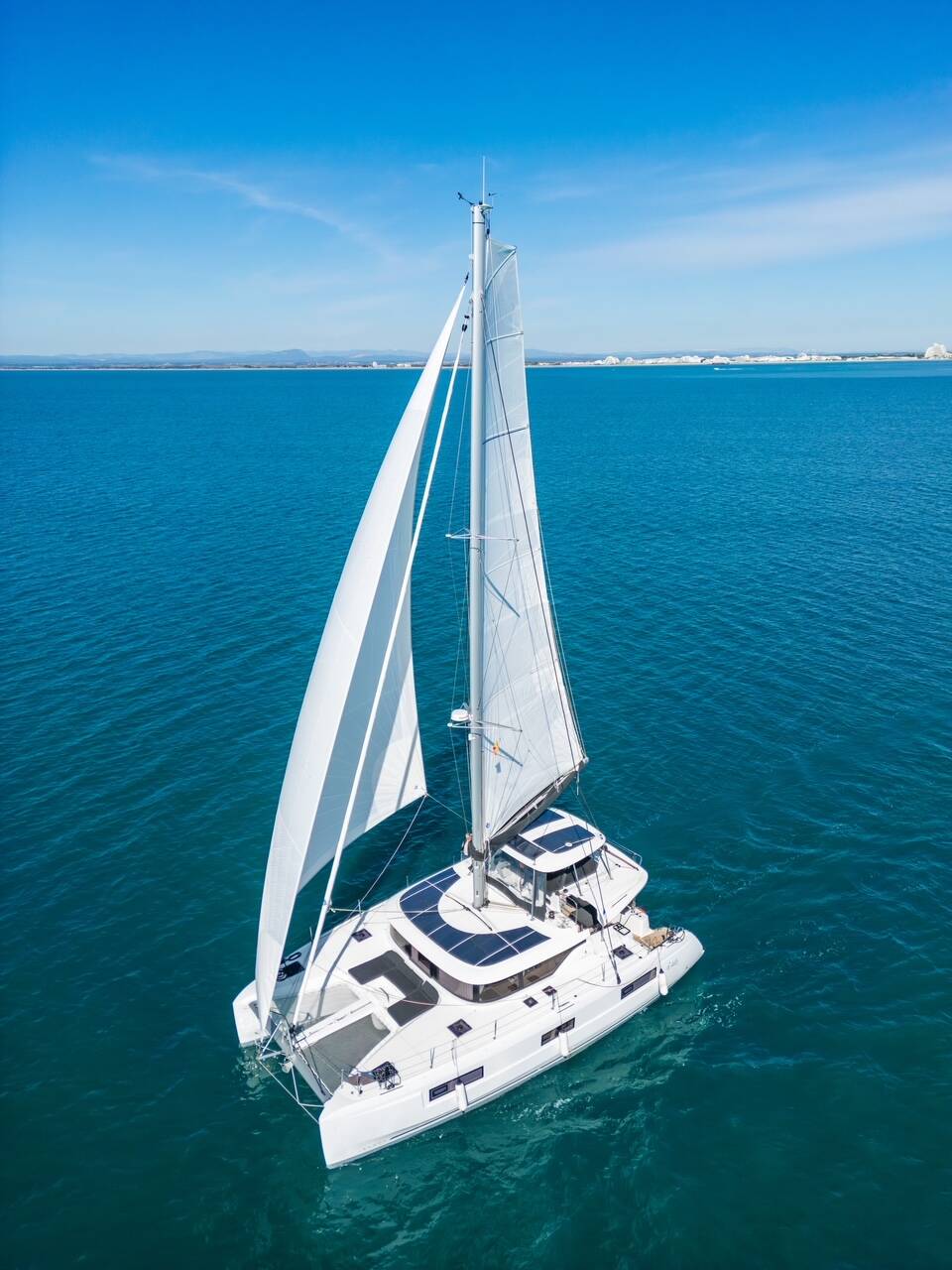 LAGOON 46 3 CAB JEMALE