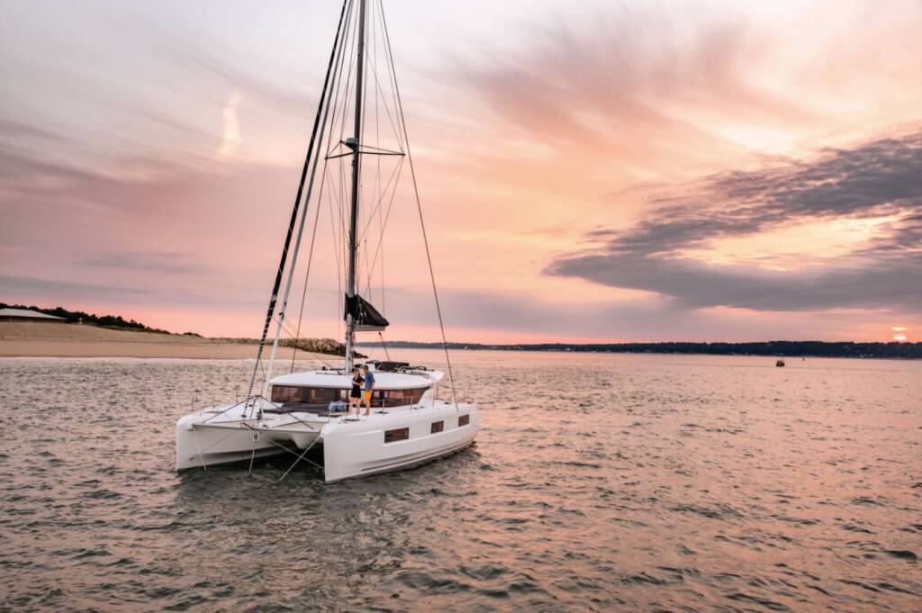 Lagoon 46 Flybridge Overseas