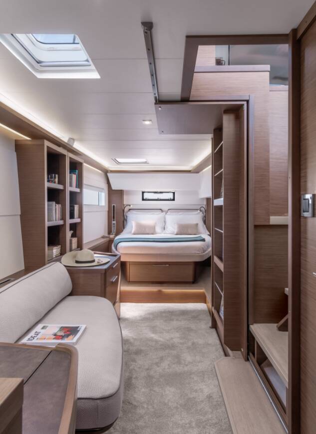 Lagoon 46 Flybridge Overseas