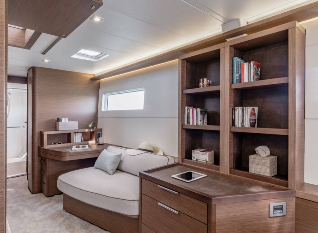 Lagoon 46 Flybridge Overseas