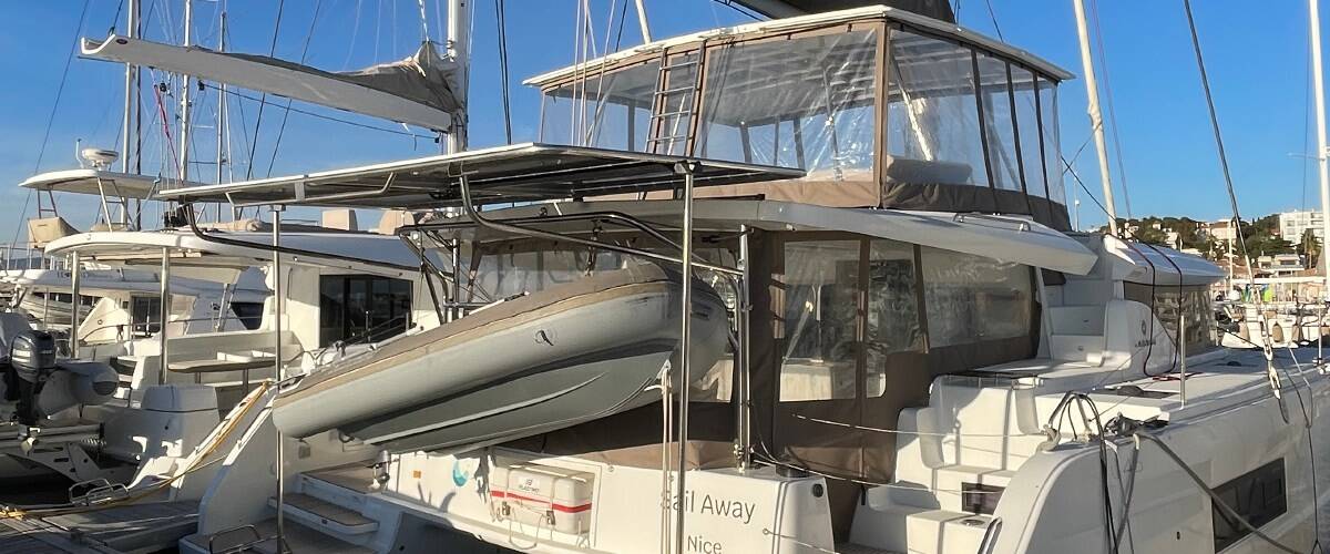 Lagoon 46 OW Sail Away