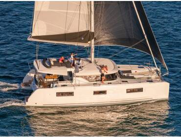 Lagoon 46  Premium A • Lily