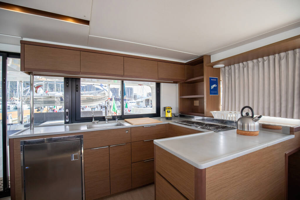 Lagoon 46 Cassata - Standard Line